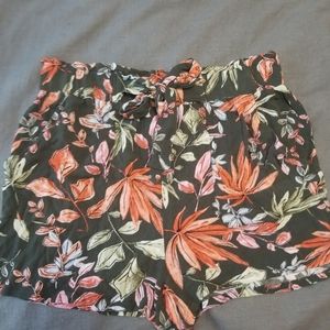 Floral soft shorts